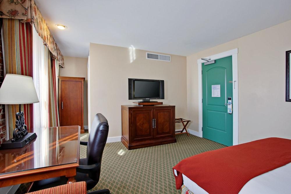 Hotel Virginia Santa Barbara, Tapestry Collection By Hilton Esterno foto